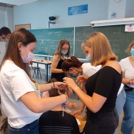 Delta rencontre Karo